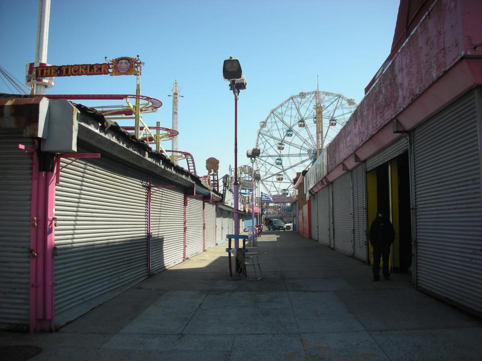 New York architecture, Closed Luna Park (amusement park) at Coney Island (Long beach)